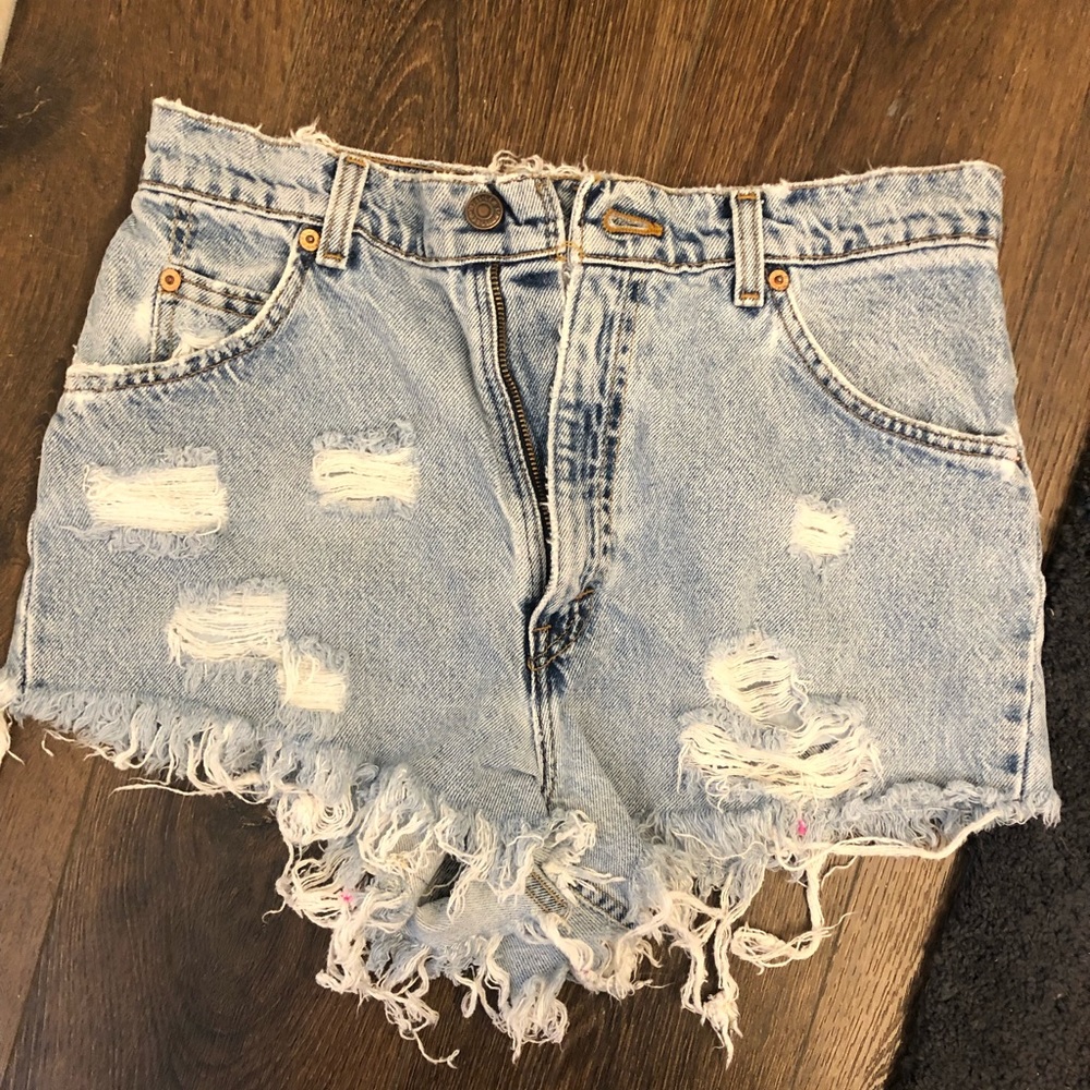 High Waist Distressed Levi Shorts
